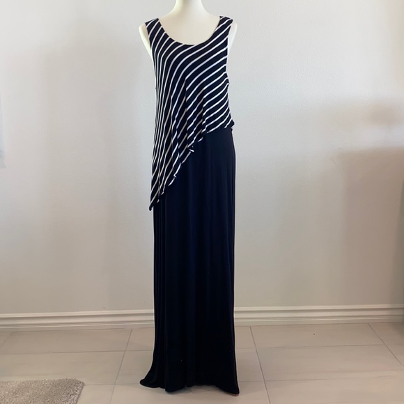 Style & Co. Dresses & Skirts - Style & Co. Black/White Maxi Asymmetrical Dress